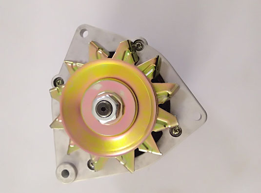 Deutz FL912/913 Engine Alternator 01171617 / 01171681