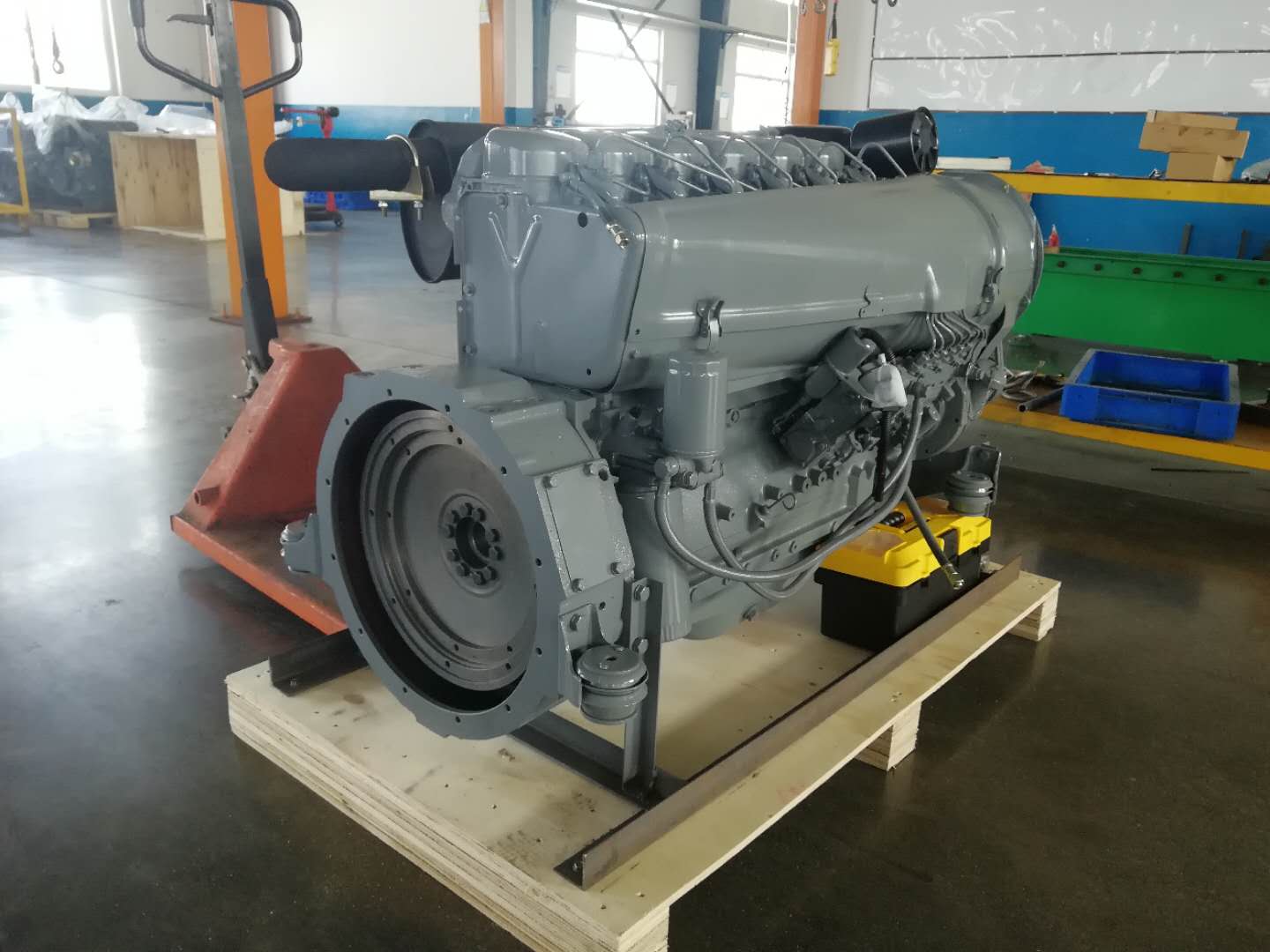 Deutz engine F6L913