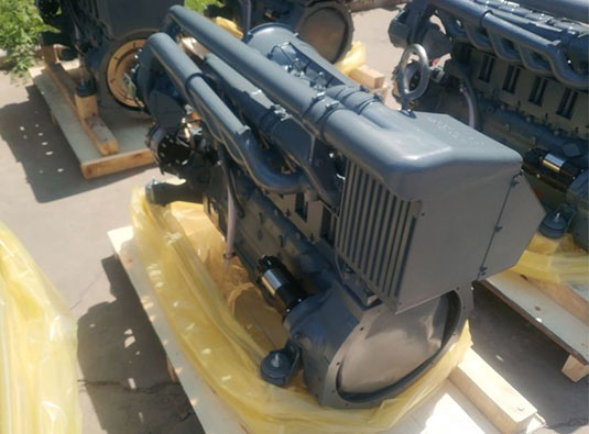 Deutz engine BF6L913C