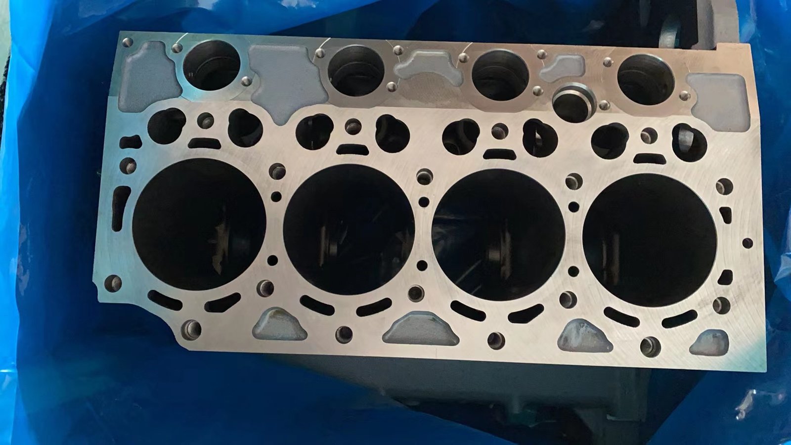 0428-2837-0428995104254634-Crankcase-for-BF4M-2012-1