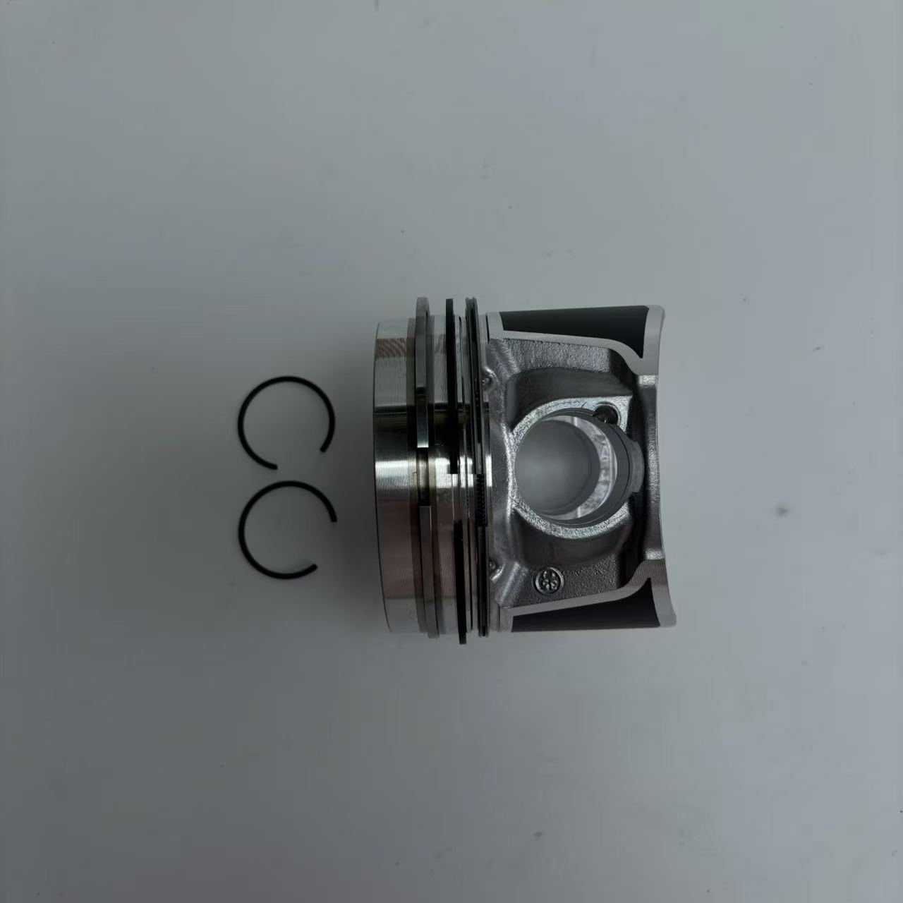 04102523 Piston TCD2011L04W