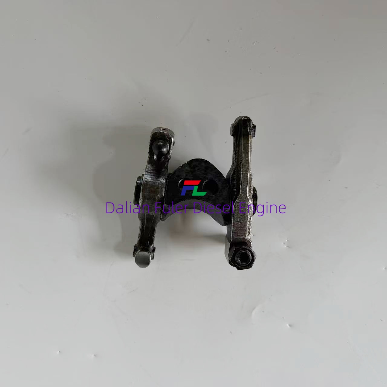 04174058 04272787 Rocker arm bracket D2011L02I
